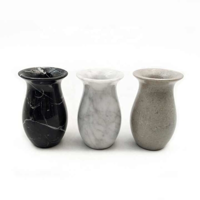 kopen Moderne gepersonaliseerde vorm decoratieve marmeren vaas stenen vazen voor bloemen online manufacture