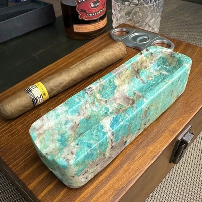 Buy Brazil Green Stone Ashtray Stone Cigar Ashtray Artistic Heat Resistant online manufacture