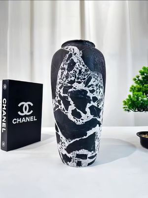 kupować Wazon z czarnego marmuru Napoleon Black Stone, luksusowy, odporny na zużycie online manufacture